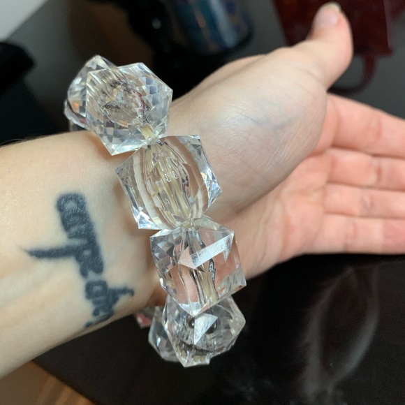 Big clear beads bracelet🤍💎 - Picture 8 of 8